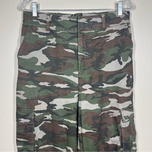 Forever 21 Womens Fatigue Camo Jogger Cargo Pants Size Large Casual - Picture 2 of 10